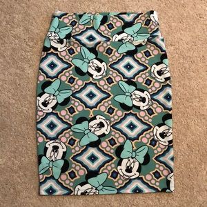 LuLaRoe Disney Minnie Mouse skirt